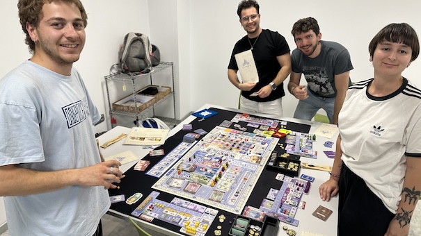 2025-05-16 19.38.16-1.jpg